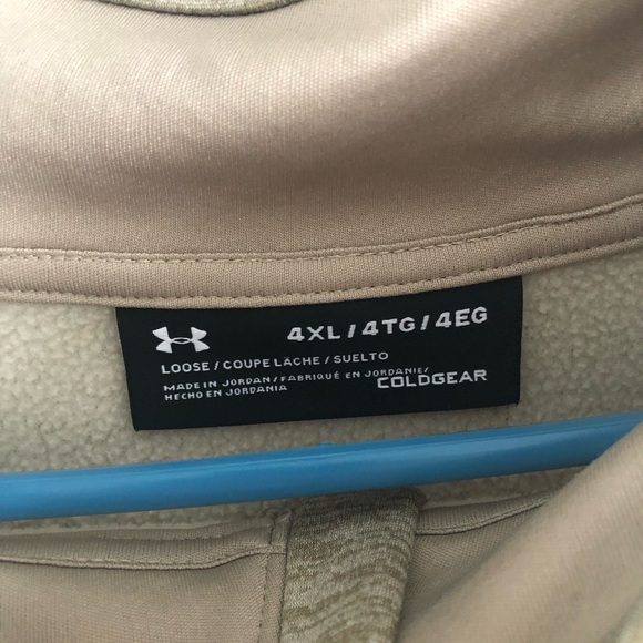 Under Armour 1/4 Zip - Picture 3 of 3